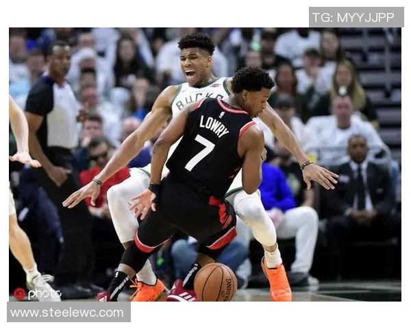 猛龙与雄鹿第一节激战回顾球员表现与战术分析一览