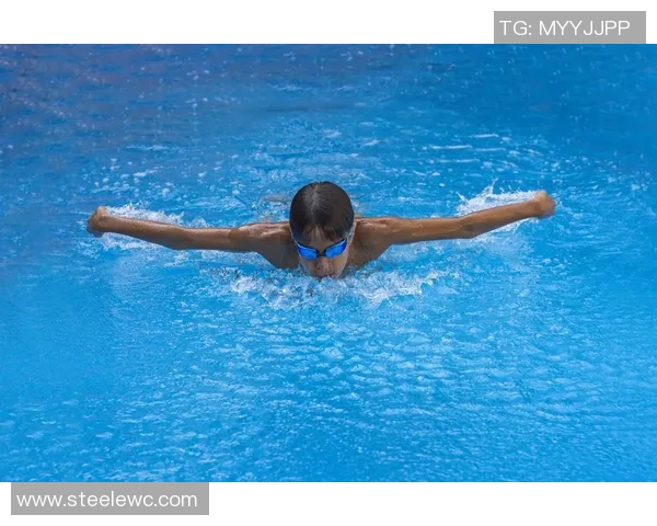 蝶泳技巧解析与训练方法：从入门到高手的全面指南