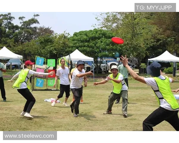 杭州飞盘队与上海飞盘队赛后复盘分析比赛经验与战术策略探讨